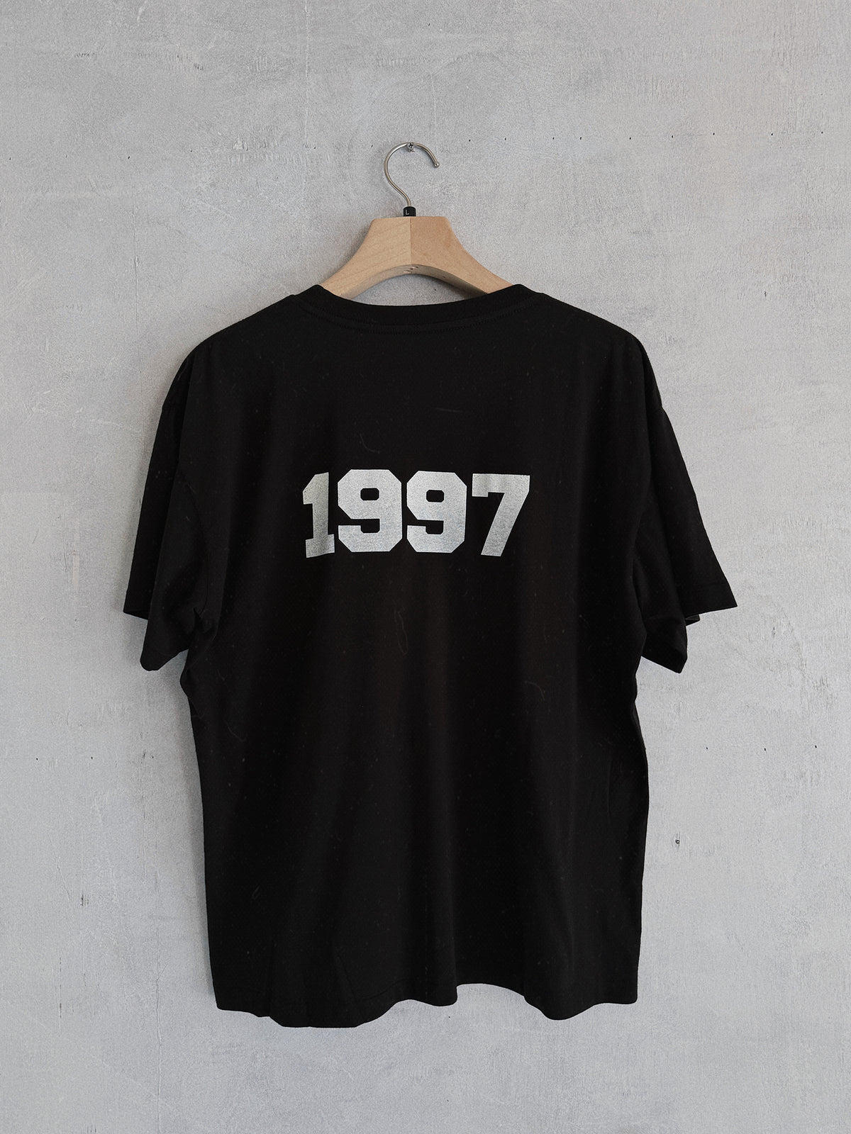 Retro sport style RUN1997 remake t-shirt Black