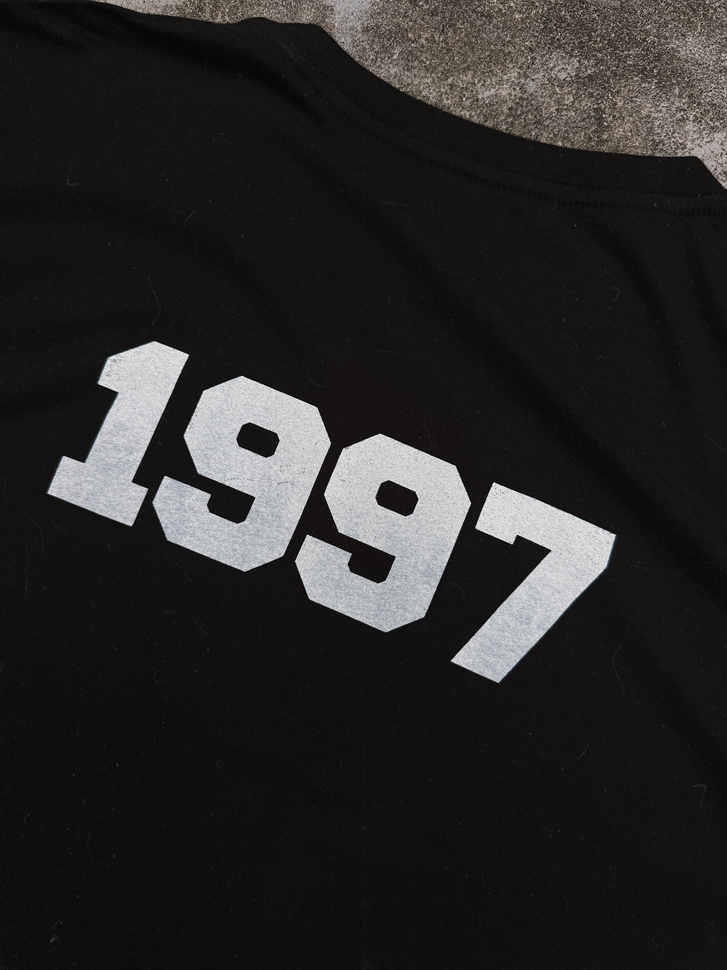 Retro sport style RUN1997 remake t-shirt Black